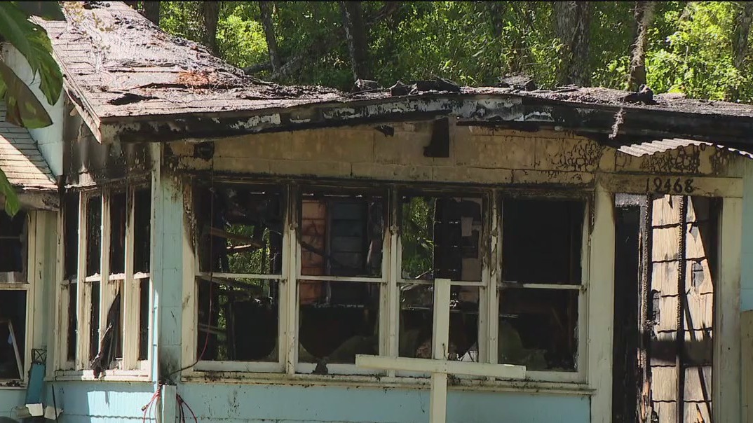 Fire kills husband, wife in Brooksville